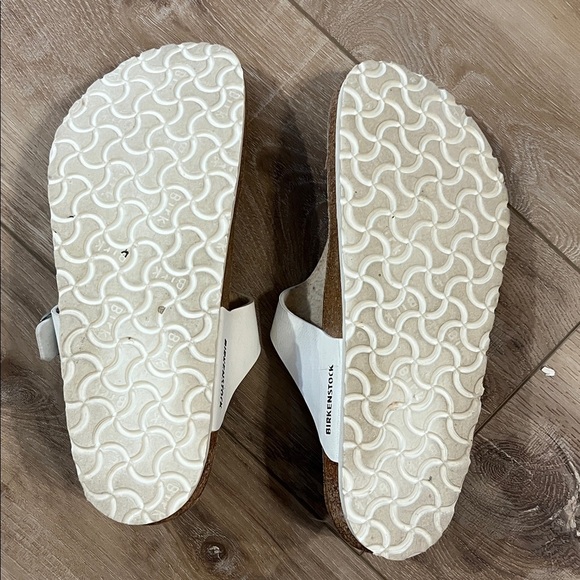 Birkenstock Women's White Gizeh Leather Sandals EU size 42 - Picture 2 of 11